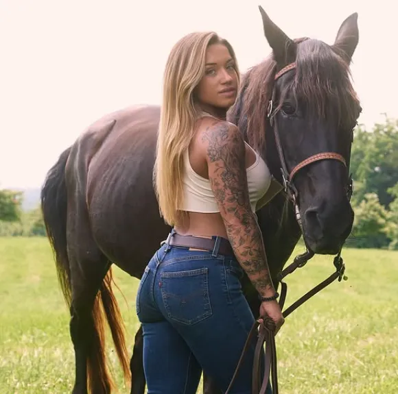 Caleigh Mackenzie Age Biography, Career, Lifestyle, and Net Worth