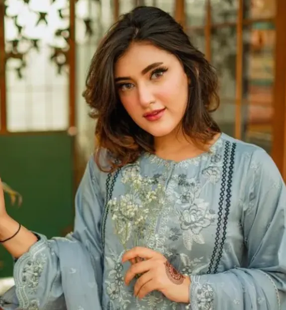 Sahar Hashmi Age, Biography, Husband, Height, Career, Net Worth & More Sahar Hashmi Age, Biography, Husband, Height, Career, Net Worth & More