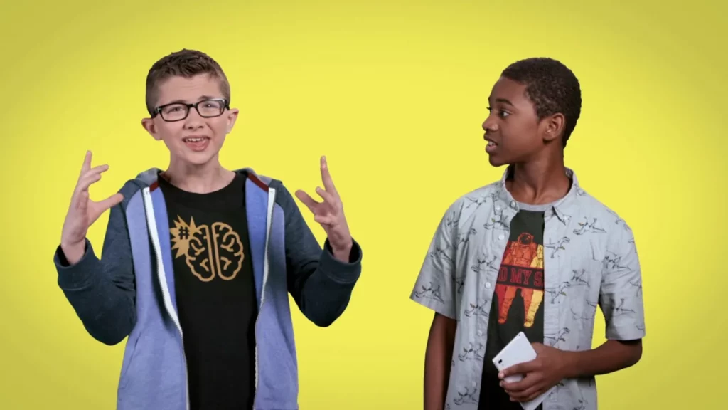 rces.

Attribute	Detail
Full Name	Elliott Fullam
Date of Birth / Age	Born September 2, 2004 (or sometimes cited as September 2, 2005) → ~ 20 years old (2025)
Place of Birth / Nationality	New Jersey, United States / American
Ethnicity	Caucasian / White
Height	~ 5 ft 6 in (≈ 167 cm) (commonly cited)
Weight	~ 110 lbs (~ 50 kg) (commonly cited)
Body Type	Lean / slim / youthful frame
Eye Color	Brown
Hair Color	Brown
Family / Parents / Siblings	Lives with parents; specific names not publicly confirmed; siblings unknown
Relationship / Partner	Dating Josie DuBree (relationship reportedly began ~2023)
Career / Occupation	Actor, Musician, YouTuber / interviewer
Notable Works / Appearances	Co-lead role Jonathan Shaw in Terrifier 2 / Terrifier 3; voice role “Sal the Rooster” in Get Rolling with Otis; appearances in Instinct, The Other Two; hosts interviews on his “Little Punk People” YouTube channel
Net Worth (2025 estimate)	~ US$ 3.98 million (per some estimation sites)
Other Notes / Trivia	Began interviewing musicians on YouTube from a young age; released debut album What’s Wrong; signed to indie label Kill Rock Stars; his music streams and social media presence contribute to income.