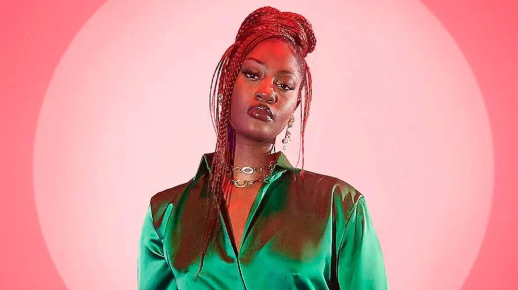 Tems Age – Exploring the Life, Music, and Rise of Nigeria’s Soulful Star Tems, one of Nigeria’s brightest musical exports, has taken the global stage by storm with her soulful voice and emotionally charged lyrics. Born as Temilade Openiyi, she has quickly become a household name across continents. From chart-topping collaborations with global icons like Wizkid, Drake, and Beyoncé to her own Grammy-winning journey, Tems represents the new wave of African excellence in music. As of 2025, Tems' age is 29, yet her achievements far surpass her years. Her unique blend of Afrobeats, R&B, and soul has positioned her as one of the most influential female artists of her generation. Fans often search for more than just her music — they want to know about her background, lifestyle, and the story behind hits like “Higher” and “Burning.” In this article, we delve into Tems' biography, early life, career milestones, and personal experiences that have shaped her journey. We'll also explore her net worth, luxurious lifestyle, fun facts, and prospects, providing you with a comprehensive picture of the woman behind the voice that has captivated millions. Who Is Tems Tems, whose real name is Temilade Openiyi, is a Nigerian singer, songwriter, and record producer. Born on June 11, 1995, in Lagos, Nigeria, she gained recognition for her distinctive sound, which fuses contemporary R&B with African rhythms. Her breakthrough came in 2019 with the hit single “Try Me,” which showcased her raw vocal power and emotional depth. She rose to international prominence after collaborating with Wizkid on the song “Essence”, which became a global hit and even earned a Grammy nomination. Since then, Tems has collaborated with Drake, Future, and Beyoncé, and won a Grammy Award in 2023 for Best Melodic Rap Performance for “Wait for U.” Tems' artistry is characterized by her introspective lyrics and ethereal soundscapes, which often reflect themes of empowerment, freedom, and love. Beyond music, she's admired for her authenticity, confidence, and effortless fashion sense. Tems WikiBio Table Attribute Details Full Name Temilade Openiyi Stage Name Tems Date of Birth June 11, 1995 Age (2025) 29 years old Birthplace Lagos, Nigeria Nationality Nigerian Ethnicity Yoruba Family Raised by a single mother, has one sibling Career Singer, Songwriter, Record Producer Net Worth (2025) $3 million (estimated) Height 5 ft 5 in (165 cm) Weight 60 kg (132 lbs) Eye Color Dark Brown Hair Color Black Body Type Curvy and Athletic Relationship Status Reportedly single Genres Afrobeats, R&B, Soul Famous Songs “Try Me,” “Higher,” “Free Mind,” “Burning,” “Essence” Awards Grammy Award, BET Award, NAACP Image Award Early Life and Background Tems was born in Lagos, Nigeria, and spent part of her childhood in the United Kingdom before returning to Nigeria. Her parents separated when she was young, and she was raised primarily by her mother. Growing up, Tems was surrounded by music — from listening to Beyoncé, Lauryn Hill, and Asa, to experimenting with her own voice at a young age. Her passion for music developed during her teenage years, and she often spent hours writing lyrics and producing beats in her room. Key Points • Education Attended Dowen College and later the University of Lagos, where she studied Economics. • Musical Influence Inspired by artists like Lauryn Hill, Amy Winehouse, and Fela Kuti. • Early Career Started producing her own music in her late teens using free software and recording equipment. • Faith & Spirituality Credits her deep faith and spirituality for helping her navigate fame and challenges. Personal Life and Relationships Despite her fame, Tems remains a very private person. She’s known for keeping her personal relationships away from the spotlight and focusing primarily on her career. Key Points • Relationship Status As of 2025, Tems is reportedly single and not publicly linked with anyone. • Privacy She has expressed that her music is her form of vulnerability, allowing fans to connect emotionally without needing to know her personal affairs. • Family Bond Tems shares a close bond with her mother, who has been her pillar of strength. • Self-Expression Prefers authenticity over societal expectations — reflected in her bold fashion choices and lyrics. Tems’ personality exudes calm confidence, which resonates deeply with her fans worldwide. Her emotional maturity and self-awareness make her not just an artist but also a role model for young women across Africa. Career and Achievements Tems’ career has been a meteoric rise marked by groundbreaking achievements and international recognition. Career Highlights • 2018 Released her debut single “Mr Rebel”, which introduced her soulful, alternative sound. • 2019 Gained widespread fame with “Try Me.” • 2020 Featured on Wizkid’s “Essence” — the global hit that earned a Grammy nomination. • 2021 Released her debut EP “For Broken Ears.” • 2022 Collaborated with Future and Drake on “Wait for U”, which won a Grammy. • 2023 Featured on Beyoncé’s “Move” from the Renaissance album. • 2024-2025 Continues touring globally, performing at top festivals and headlining her own concerts. Tems’ artistry continues to evolve as she experiments with new sounds while staying rooted in her African heritage. Net Worth Overview Tems’ financial success mirrors her musical achievements. As of 2025, her net worth is estimated to be around $3 million. Year Estimated Net Worth Source of Income 2020 $500,000 Music sales, local performances 2021 $1 million International recognition, brand endorsements 2022 $2 million Collaborations, streaming royalties 2023 $2.5 million Grammy win, world tours 2024 $2.8 million Global sponsorships, concert revenue 2025 $3 million Streaming platforms, brand deals Her rise in wealth demonstrates how her talent, global appeal, and authenticity have made her one of Africa’s most bankable artists. Major Sources of Income Tems’ diverse revenue streams reflect her multifaceted career. • Music Streaming Income from platforms like Spotify, Apple Music, and YouTube. • Live Concerts Sold-out tours across Africa, Europe, and North America. • Brand Endorsements Collaborations with fashion and beauty brands. • Songwriting Royalties Royalties from collaborations with major artists. • Merchandise Sales Exclusive clothing and accessories from her brand line. • YouTube Channel Monetized content, live performances, and interviews. Tems’ Luxurious Lifestyle Tems lives a life that blends elegance, simplicity, and authenticity. • Residences Splits time between Lagos and Los Angeles. • Fashion Known for her bold yet minimalist fashion sense — often wearing African-inspired outfits on red carpets. • Cars Owns a Mercedes-Benz GLE and Range Rover Velar. • Travel Frequently travels for concerts and vacations across Europe and the Caribbean. • Health & Fitness Follows a plant-based diet and practices yoga and meditation. Despite her fame, Tems remains grounded, often emphasizing gratitude and mindfulness in her interviews. Hobbies and Fun Facts Tems’ off-stage life is filled with creativity and curiosity. • Songwriting Passion Writes poetry and experimental music when not touring. • Cooking Enjoys Nigerian and Mediterranean cuisine. • Reading Avid reader of philosophy and spiritual literature. • Art & Design Loves interior design and minimalist aesthetics. • Favourite Artists Admires Sade, Frank Ocean, and Lauryn Hill. • Introverted Nature Describes herself as a calm, introspective person. • Charity Work Supports educational programs for African girls. • Fun Fact Tems produced many of her early songs using a basic laptop and no studio equipment. • Stage Ritual Meditates before every live performance. • Inspiration Behind “Higher” & “Burning” Reflects her emotional healing journey and personal growth. Future Prospects Tems' future looks even brighter as she continues to redefine the global music landscape. • Upcoming Album Expected to release her second studio album in 2025. • Global Tours Plans to expand her concert footprint across Asia and South America. • Collaborations Rumoured collaborations with artists like The Weeknd and Doja Cat. • Fashion Ventures Likely to launch her own sustainable fashion line. • Philanthropy Plans to establish a foundation supporting young African artists. Her long-term vision is to empower women through art and create a legacy that transcends music. Impact on Social Media Tems has built a strong digital presence, inspiring millions worldwide. • Instagram Over 4 million followers sharing her music, style, and insights. • TwitterX Engages fans with motivational messages and updates. • YouTube Millions of subscribers watch live performances and music videos. • TikTok Viral sound trends featuring songs like “Free Mind” and “Higher.” • Fan Base Known as “Rebel Gang,” her fans promote self-love and individuality. Her genuine connection with followers and consistent engagement make her one of Africa’s most influential digital icons. Frequently Asked Questions (FAQs) 1. How old is Tems Tems is 29 years old as of 2025. 2. Where is Tems from Tems is from Lagos, Nigeria. 3. What is Tems’ real name Her real name is Temilade Openiyi. 4. What is Tems’ most popular song Her most recognized song is “Essence” with Wizkid, followed by “Free Mind” and “Higher.” 5. What is Tems’ net worth As of 2025, Tems' estimated net worth is $3 million. 6. Is Tems in a relationship No, Tems is currently single and focuses on her career. Conclusion Tems’ age may suggest youth, but her impact on the global music scene is monumental. From humble beginnings in Lagos to Grammy-winning heights, she has proven that passion, authenticity, and hard work can transcend borders. Her songs — “Higher,” “Burning,” and “Essence” — resonate with emotion, inspiring millions worldwide. As Tems continues to evolve, her journey stands as a beacon of empowerment for young artists across Africa. She’s not just a singer; she’s a movement — and the world is listening.